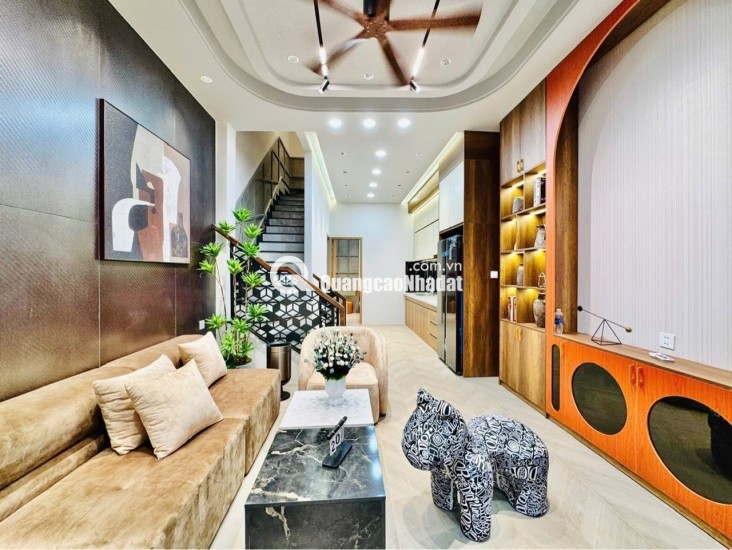 NHÀ HẺM Ô TÔ QUANG TRUNG – GẦN SÂN BAY TÂN SƠN NHẤT